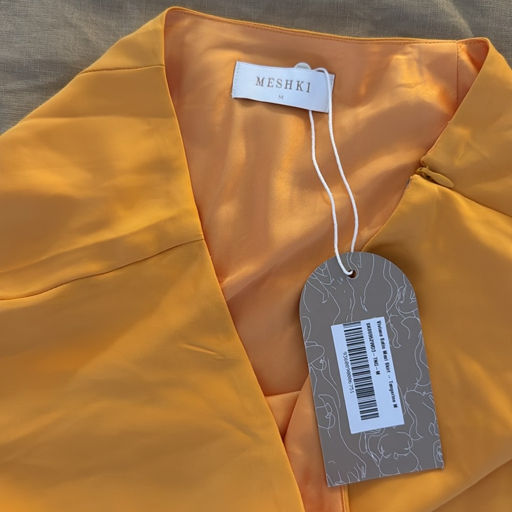 Meshki Tangerine Gold Satin Maxi Skirt - Picture 4 of 6